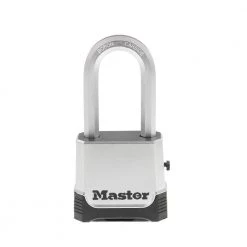 Master Lock Heavy Duty Outdoor Combination Lock, Resettable, 2 in. Shackle