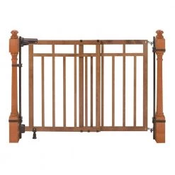 Summer Infant 33 in. Banister and Stair Gate with Dual Installation Kit